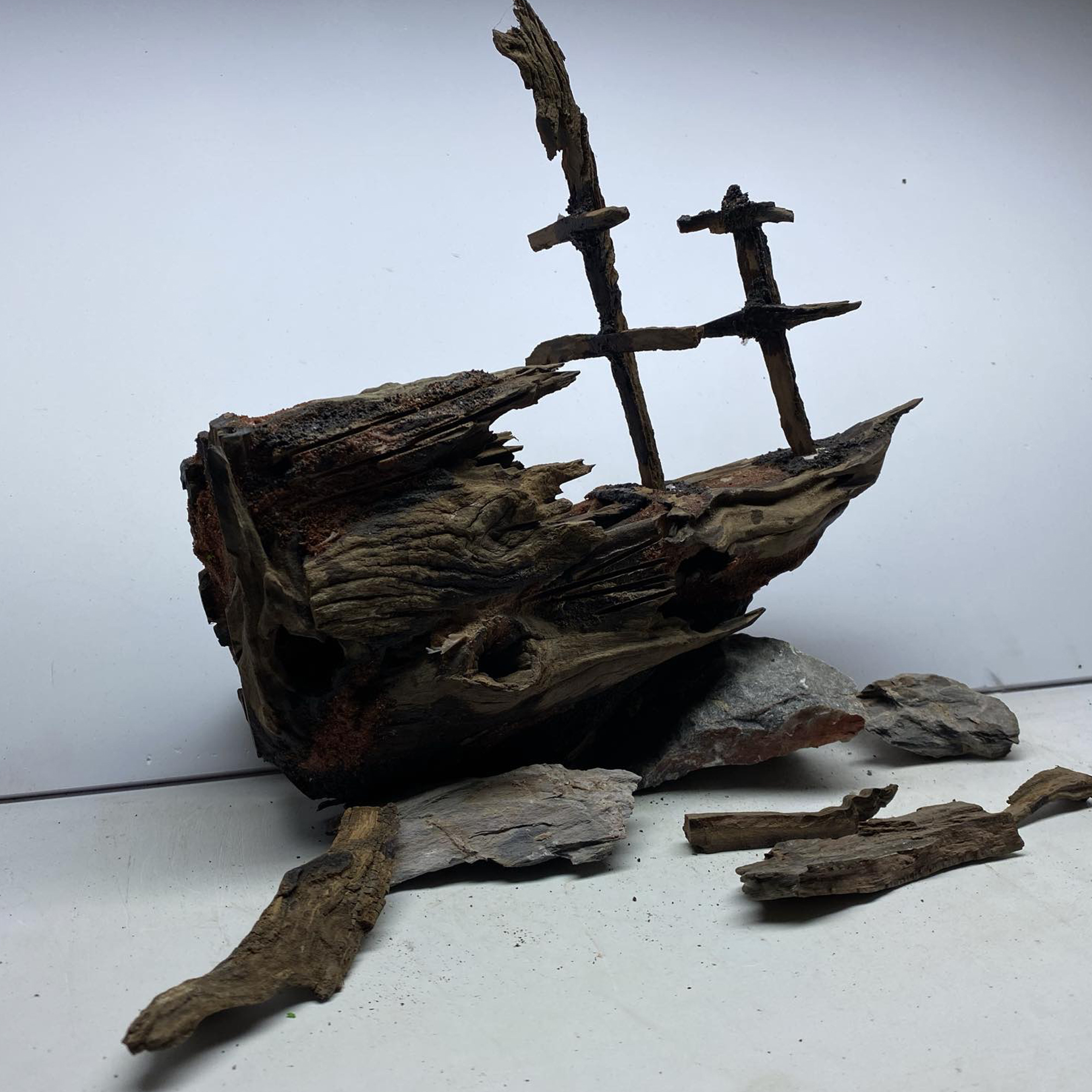 Shipwreck aquarium ,Aquarium & Terrarium Decoration - Image 6
